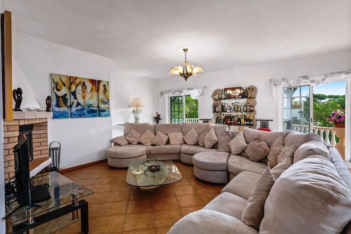 Cosy Carvoeiro Villa 5 Bedrooms Casa Solara Table Tennis Table Private Pool Alporchinhos Porches  Porches (Algarve)