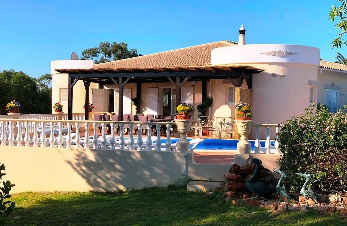 Cosy Carvoeiro Villa 5 Bedrooms Casa Solara Table Tennis Table Private Pool Alporchinhos Porches   Porches (Algarve)