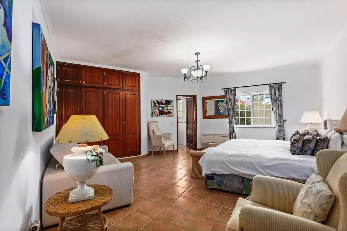 Cosy Carvoeiro Villa 5 Bedrooms Casa Solara Table Tennis Table Private Pool Alporchinhos Porches