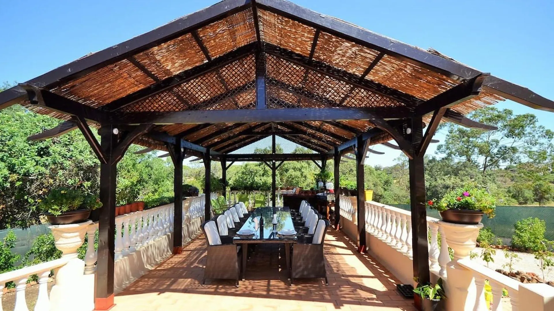 Cosy Carvoeiro Villa 5 Bedrooms Casa Solara Table Tennis Table Private Pool Alporchinhos Porches  Porches (Algarve)
