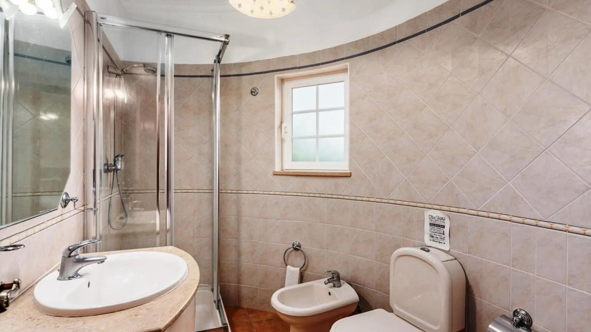 Cosy Carvoeiro Villa 5 Bedrooms Casa Solara Table Tennis Table Private Pool Alporchinhos Porches   Porches (Algarve)