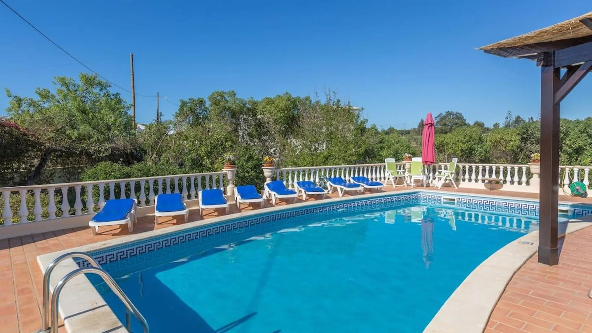 Cosy Carvoeiro Villa 5 Bedrooms Casa Solara Table Tennis Table Private Pool Alporchinhos Porches  Porches (Algarve)