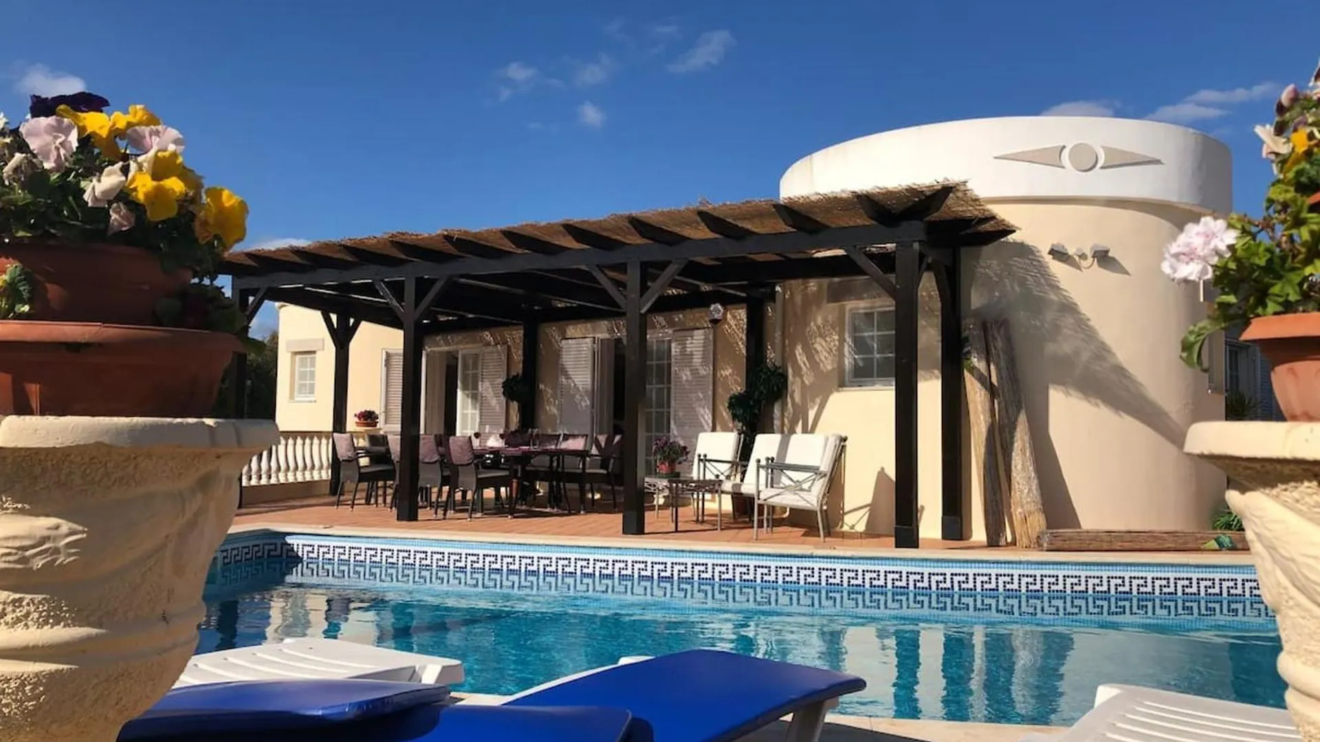 Cosy Carvoeiro Villa 5 Bedrooms Casa Solara Table Tennis Table Private Pool Alporchinhos Porches  Porches (Algarve)