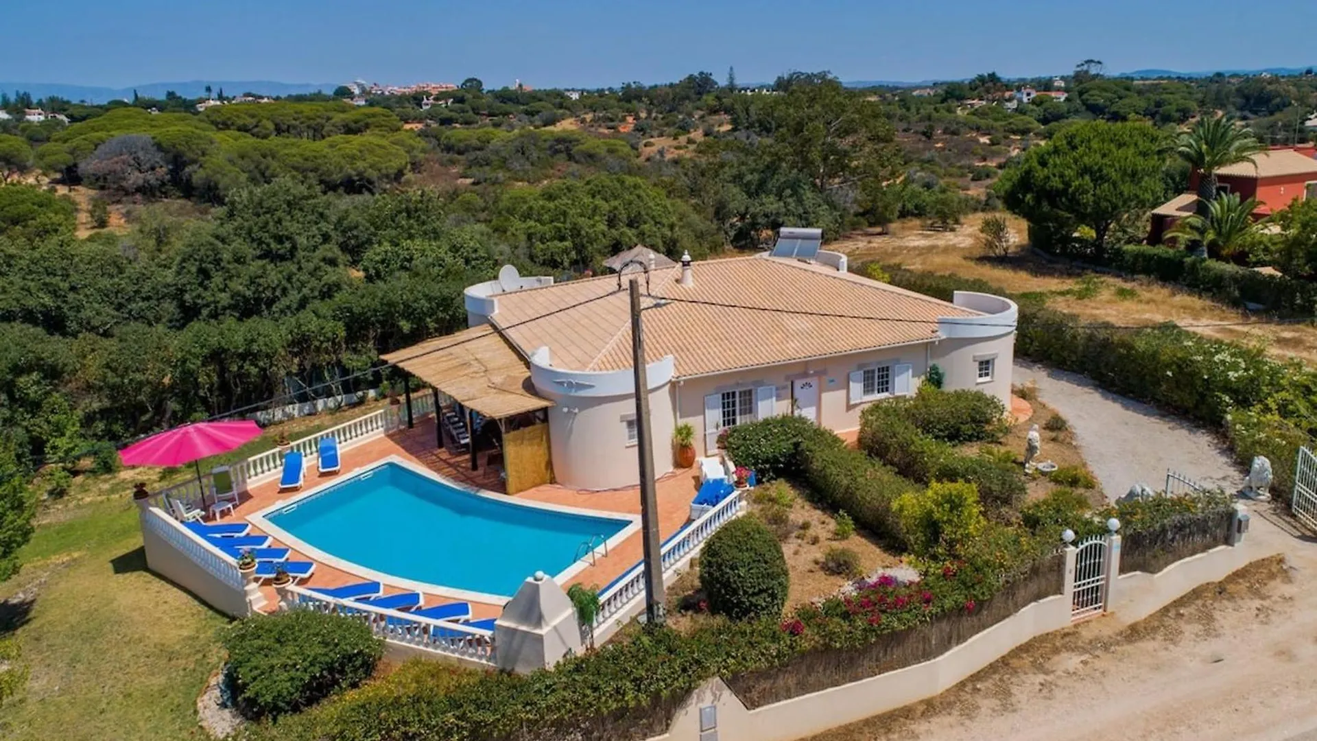 Cosy Carvoeiro Villa 5 Bedrooms Casa Solara Table Tennis Table Private Pool Alporchinhos Porches  0*, Porches (Algarve) Portugal